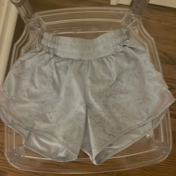 Blue lululemon shorts - size 0 - Picture 1 of 3